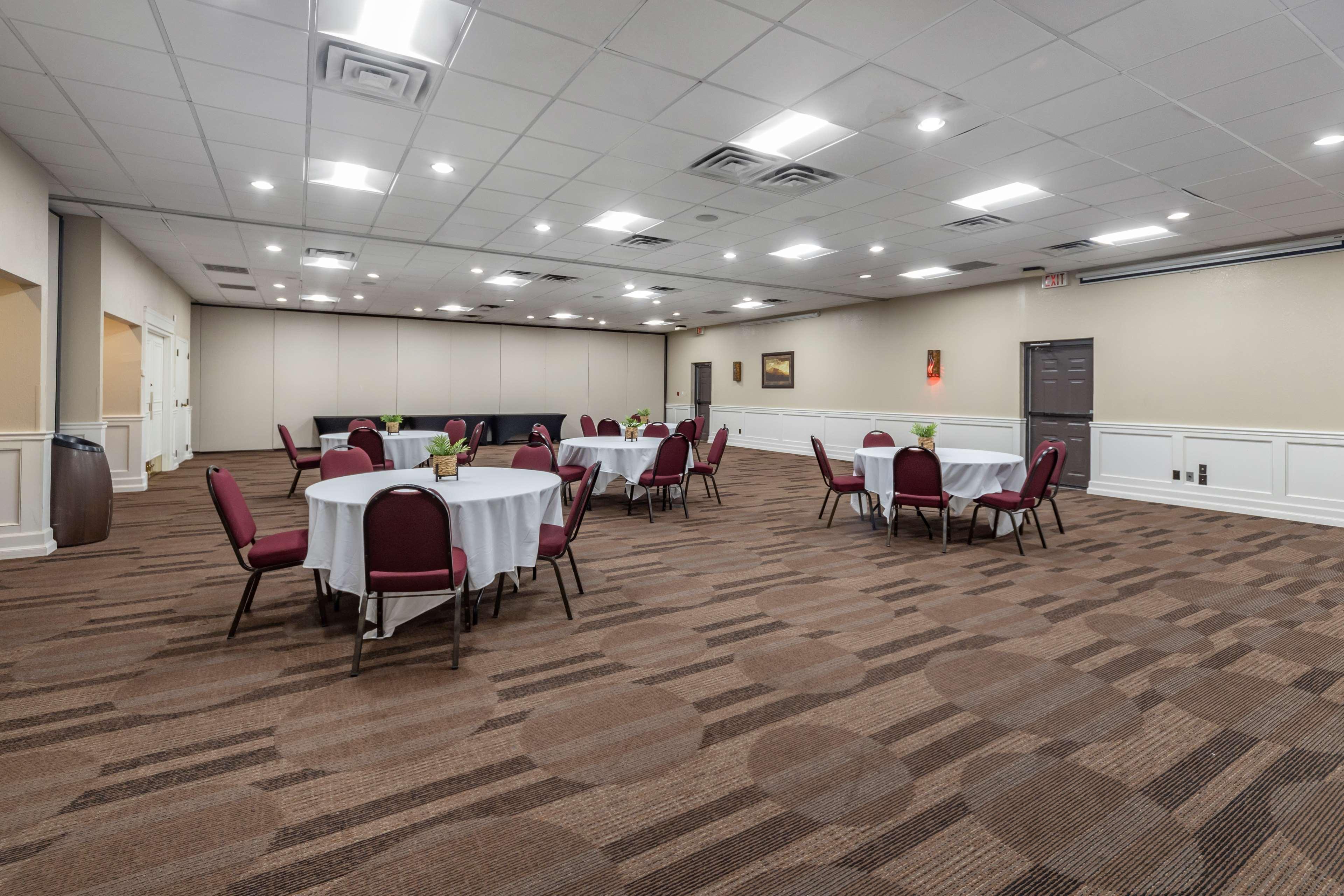 Best Western Plus Saddleback Inn And Conference Center Oklahoma City Exterior foto